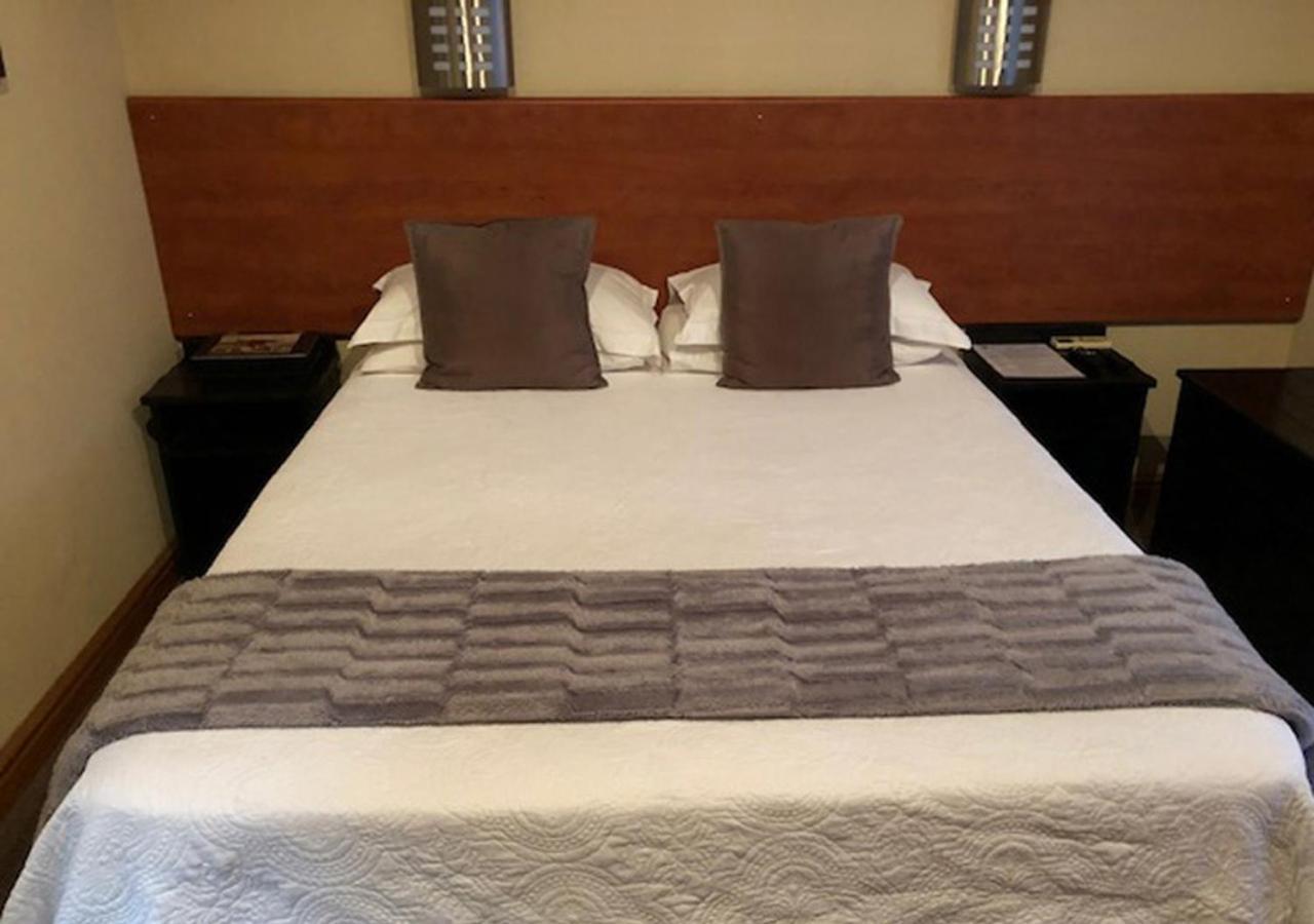 פורט אליזבת' A La Martha'S Air-Port Guest House מראה חיצוני תמונה