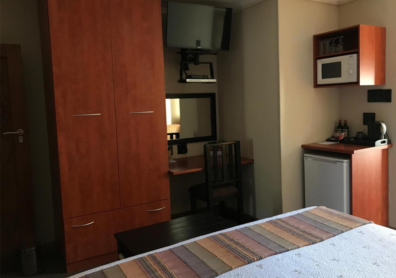 פורט אליזבת' A La Martha'S Air-Port Guest House מראה חיצוני תמונה