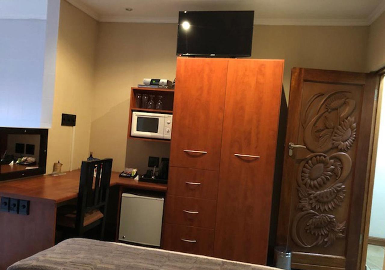 פורט אליזבת' A La Martha'S Air-Port Guest House מראה חיצוני תמונה